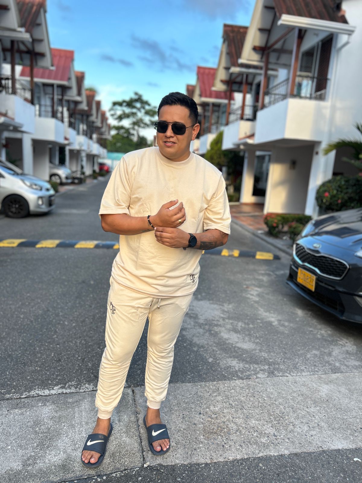 CONJUNTO OVERSIZE OIL MEN BEIGE