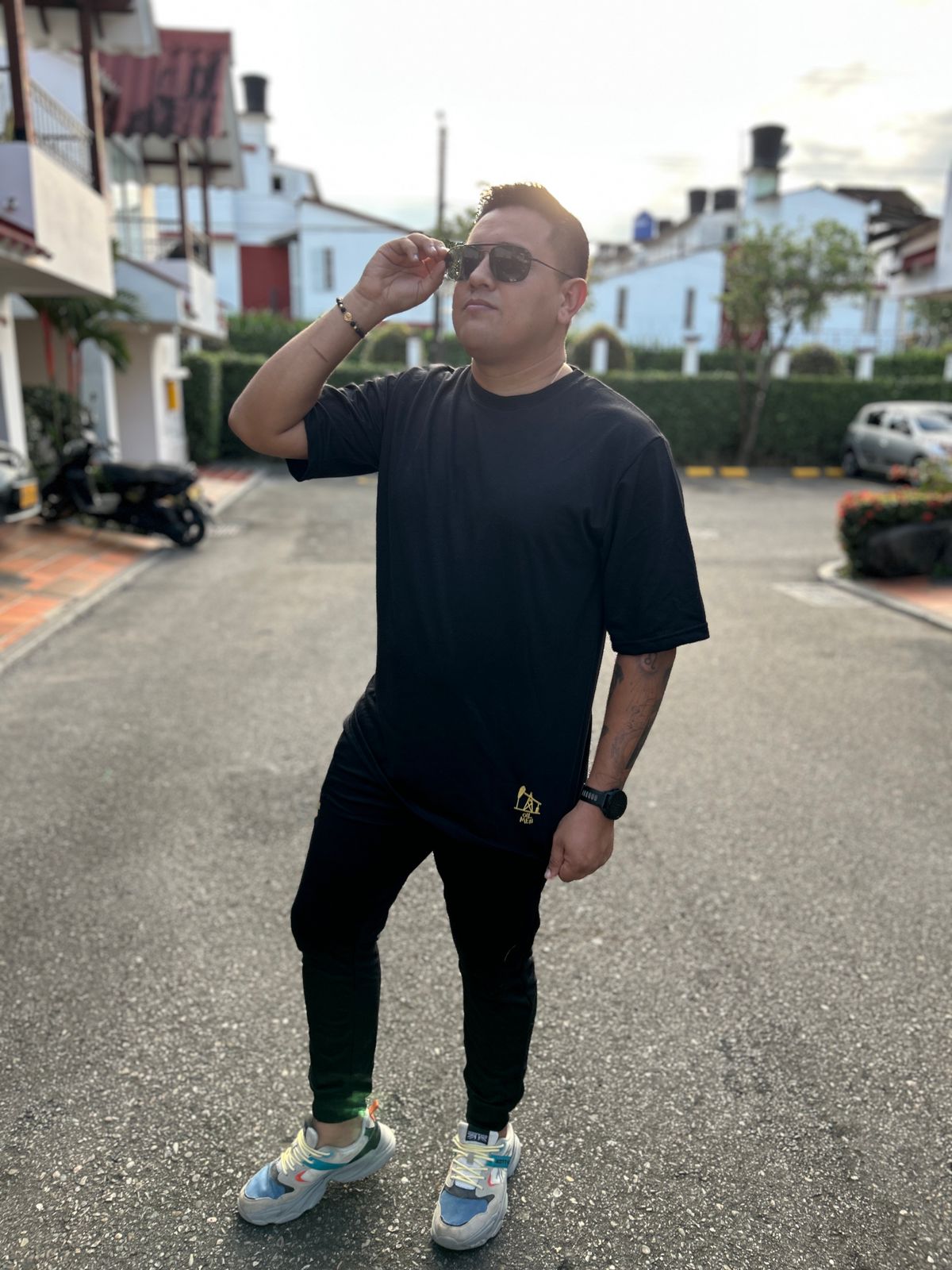 CONJUNTO OVERSIZE NEGRO