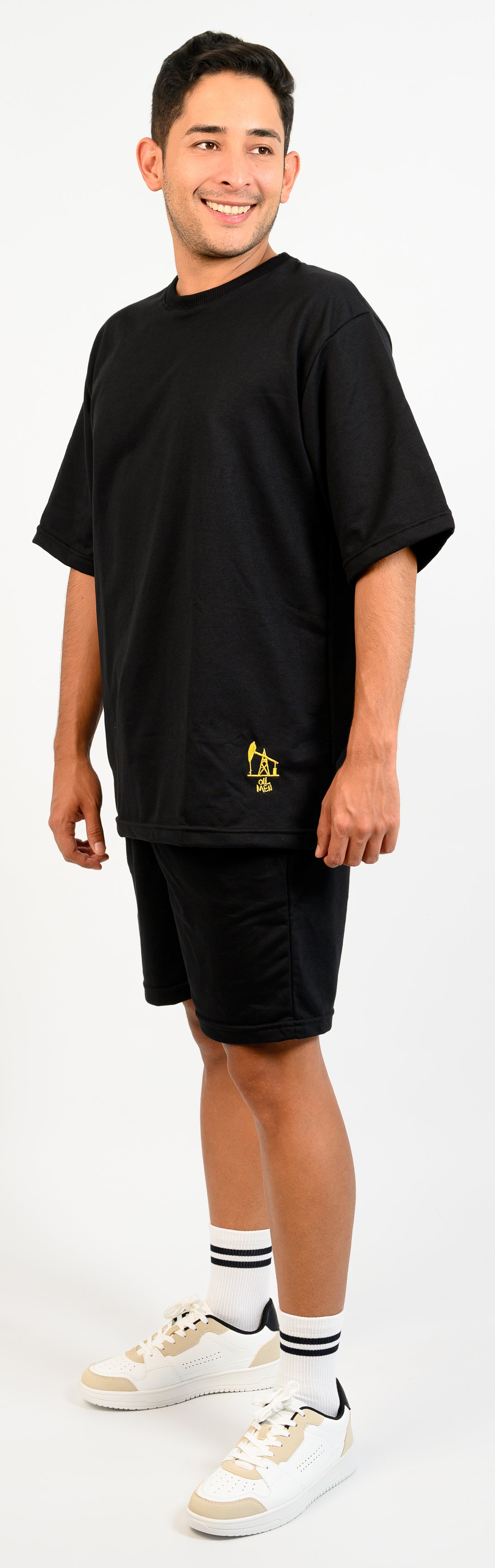 PANTALONETA OVERSIZE OIL MEN NEGRO