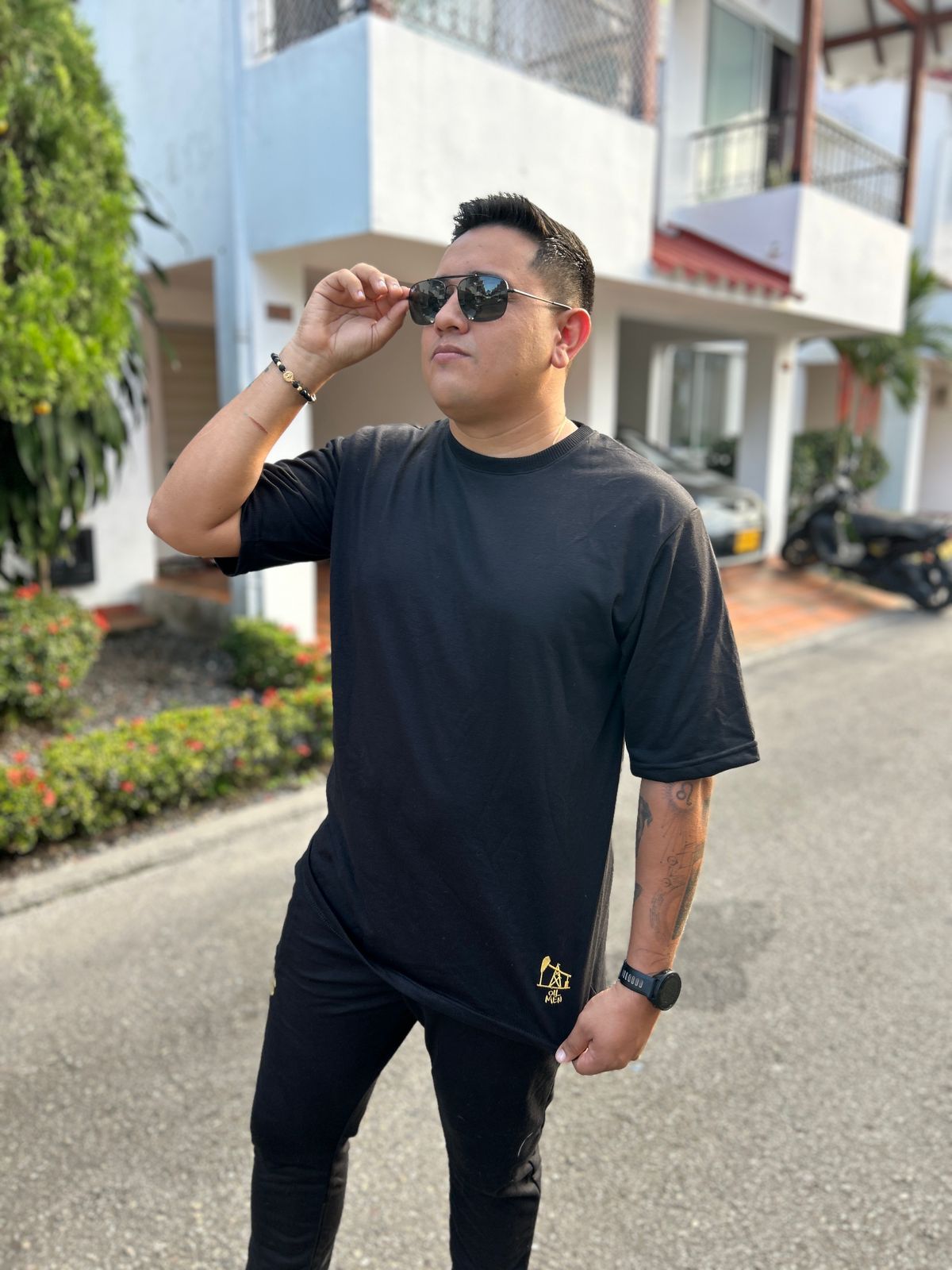 CONJUNTO OVERSIZE OIL MEN NEGRO